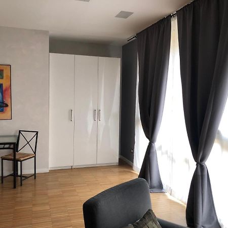 Isola Apartments Milan Exterior photo