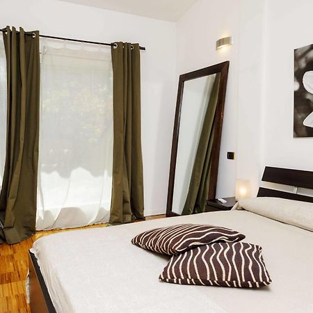 Isola Apartments Milan Exterior photo