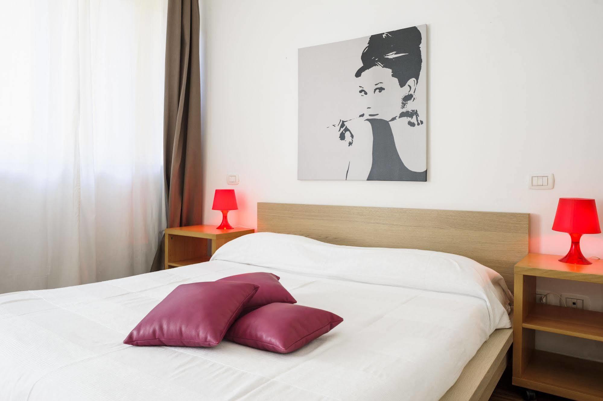 Isola Apartments Milan Exterior photo